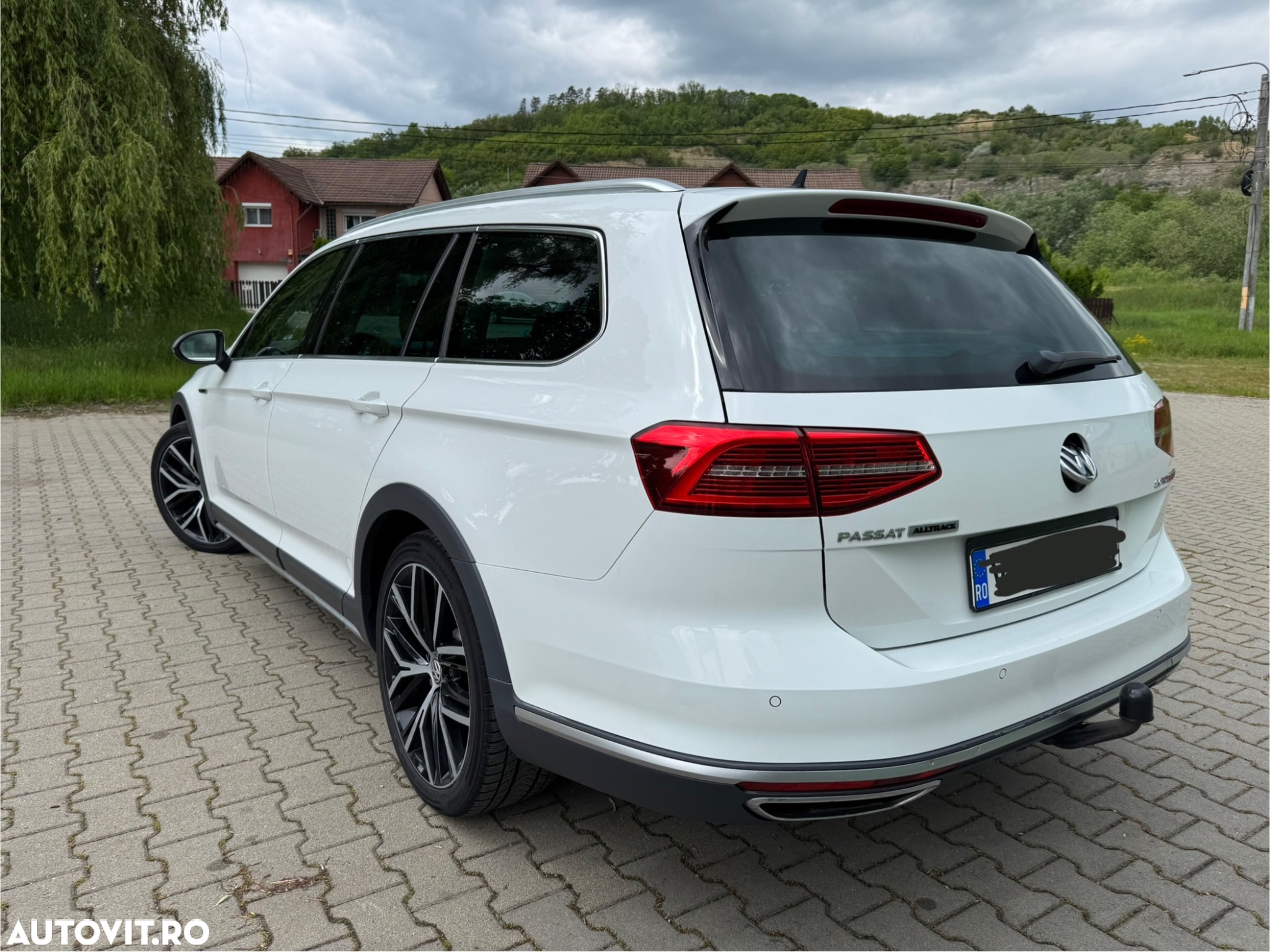 Volkswagen Passat Variant 2.0 TDI DSG 4Motion Highline - 4