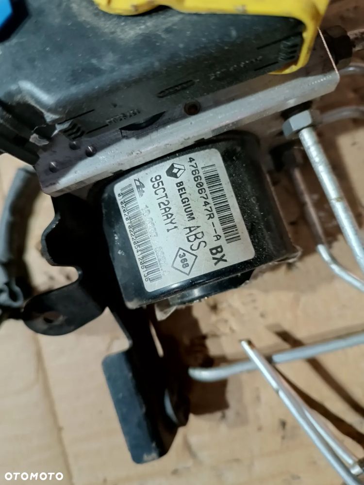 POMPA ABS MODUŁ 476606747R RENAULT MEGANE III - 2