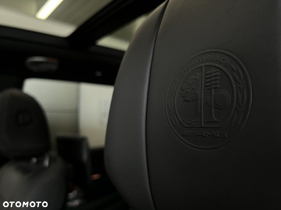 Mercedes-Benz GLS - 18