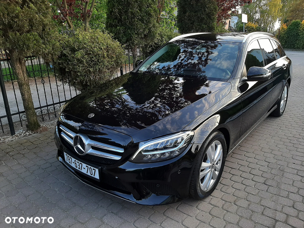 Mercedes-Benz Klasa C 220 d 9G-TRONIC