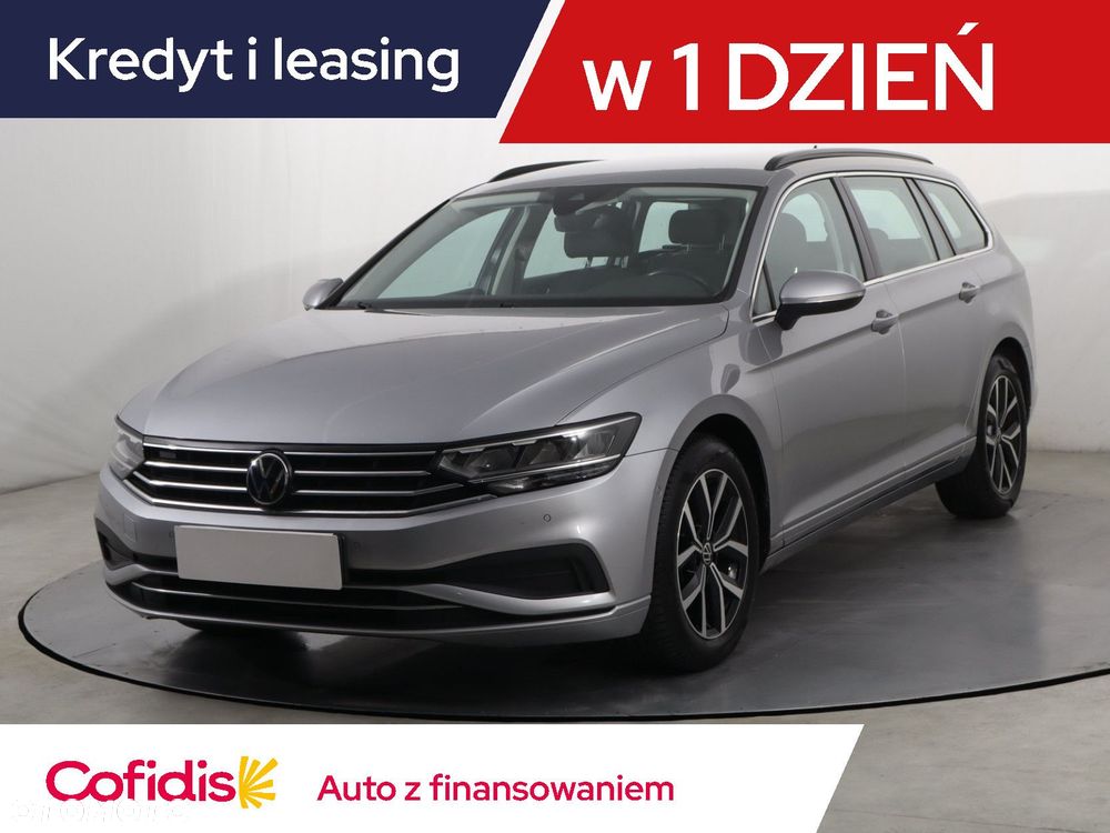 Volkswagen Passat Variant - 2