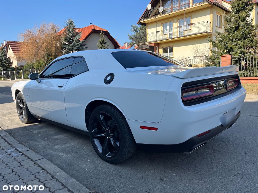 Dodge Challenger 5.7 R/T - 13
