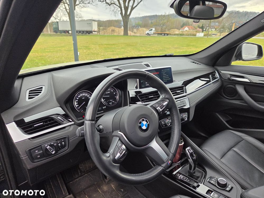 BMW X1 xDrive20i - 15