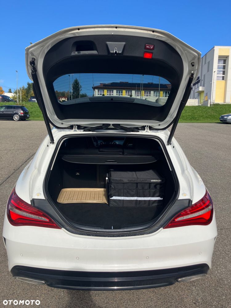 Mercedes-Benz CLA 220 4-Matic - 9