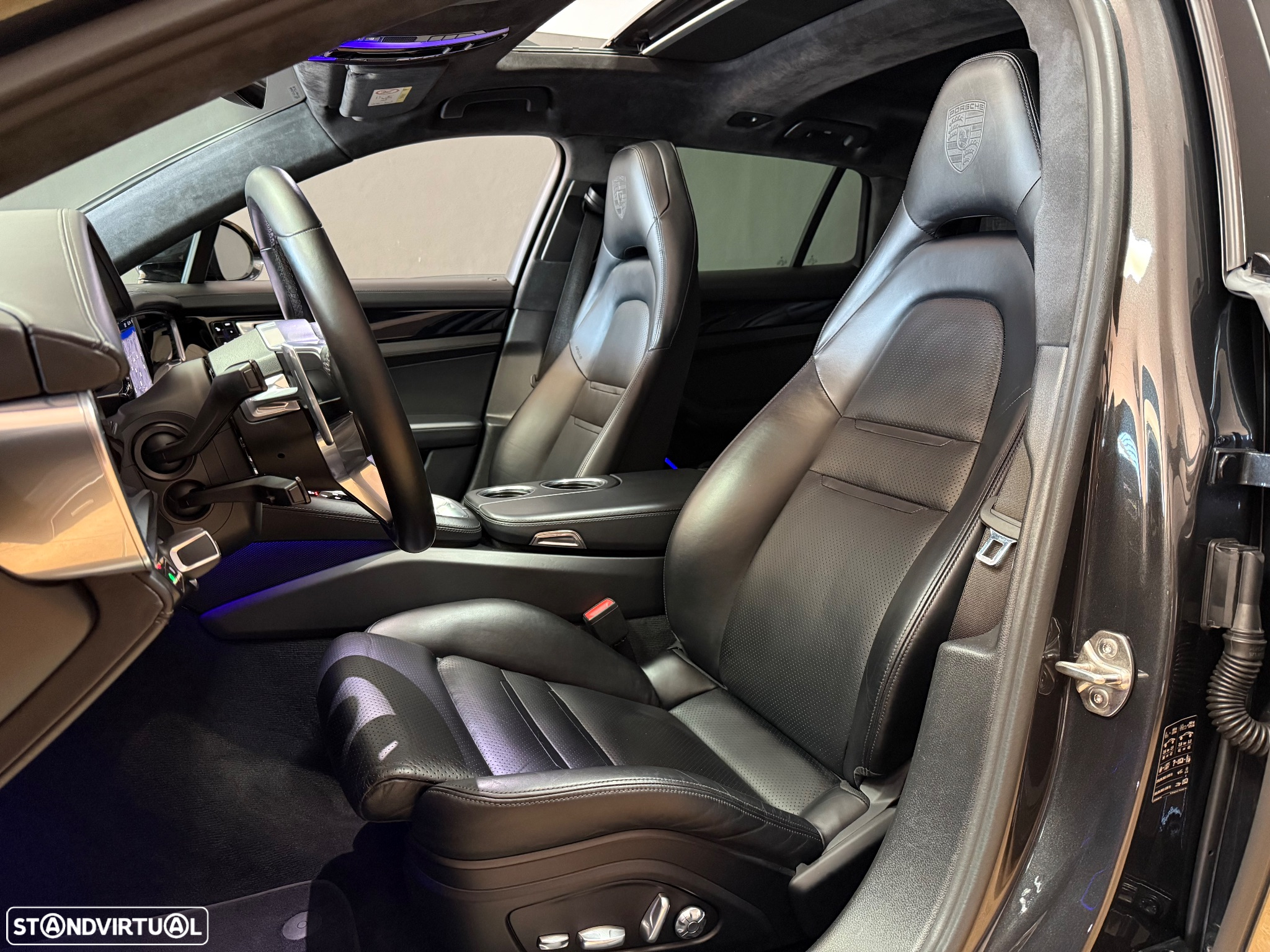 Porsche Panamera Sport Turismo 4 E-Hybrid 10 Years Edition - 5