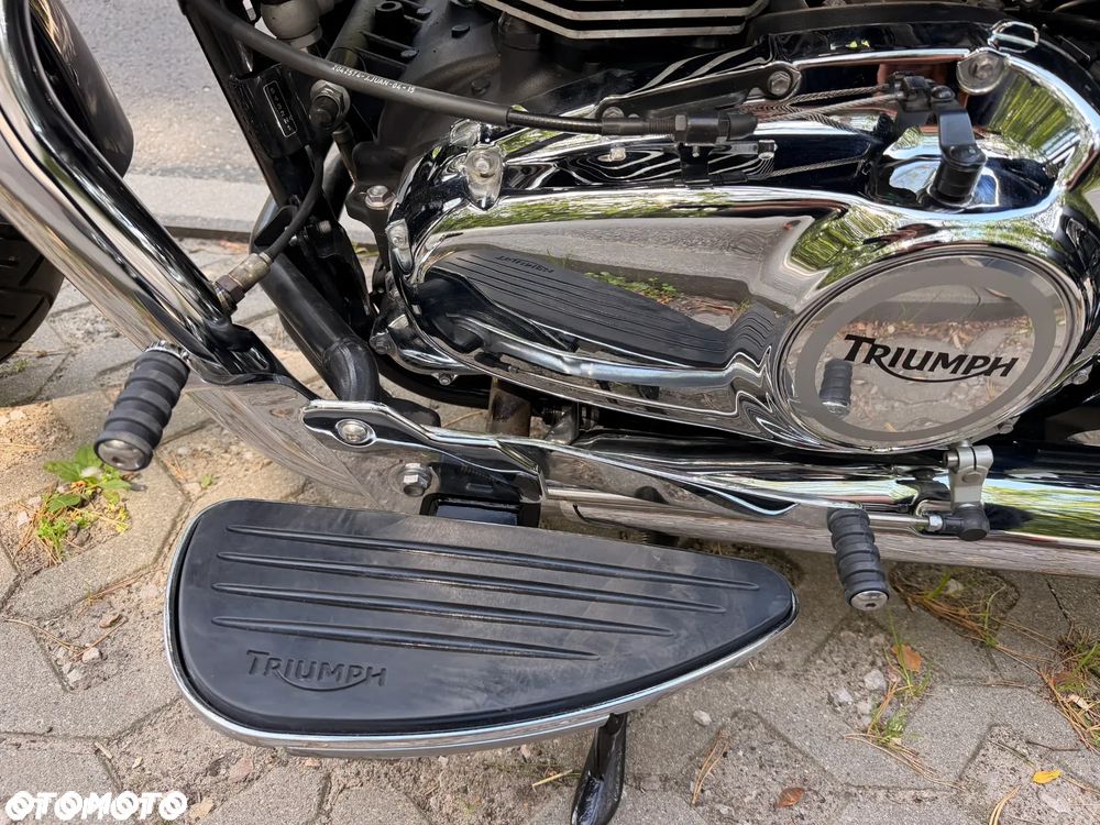 Triumph America - 30