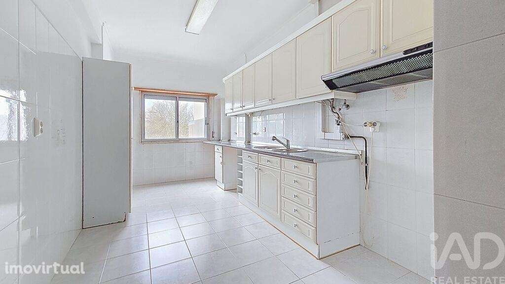 Apartamento T3 em Agualva e Mira-Sintra de 100 m2 - Grande imagem: 2/38