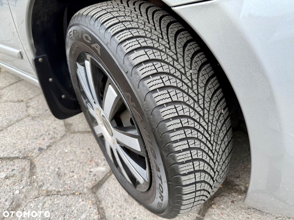 Nissan Note 1.4 more - 14