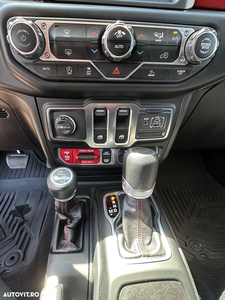 Jeep Wrangler 2.0 AT8 4WD Rubicon - 8