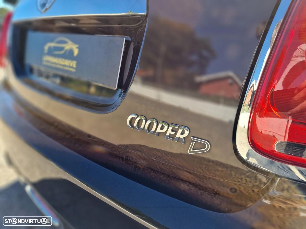 MINI 5 Portas Cooper D - 25
