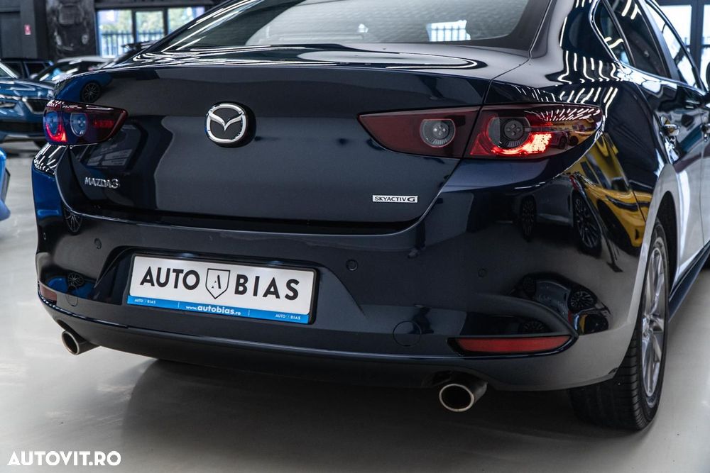 Mazda 3 FASTBACK e-SKYACTIV-G 122 M HYBRID EXCLUSIVE-LINE - 38