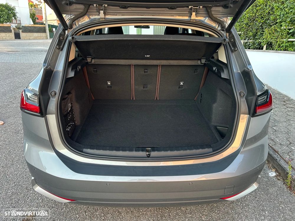 BMW 218 Active Tourer d Line Luxury Auto - 8