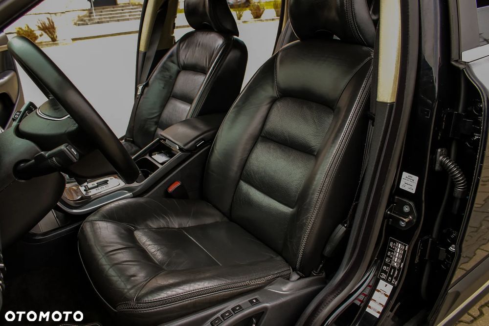 Volvo XC 70 3.2 AWD Summum - 32