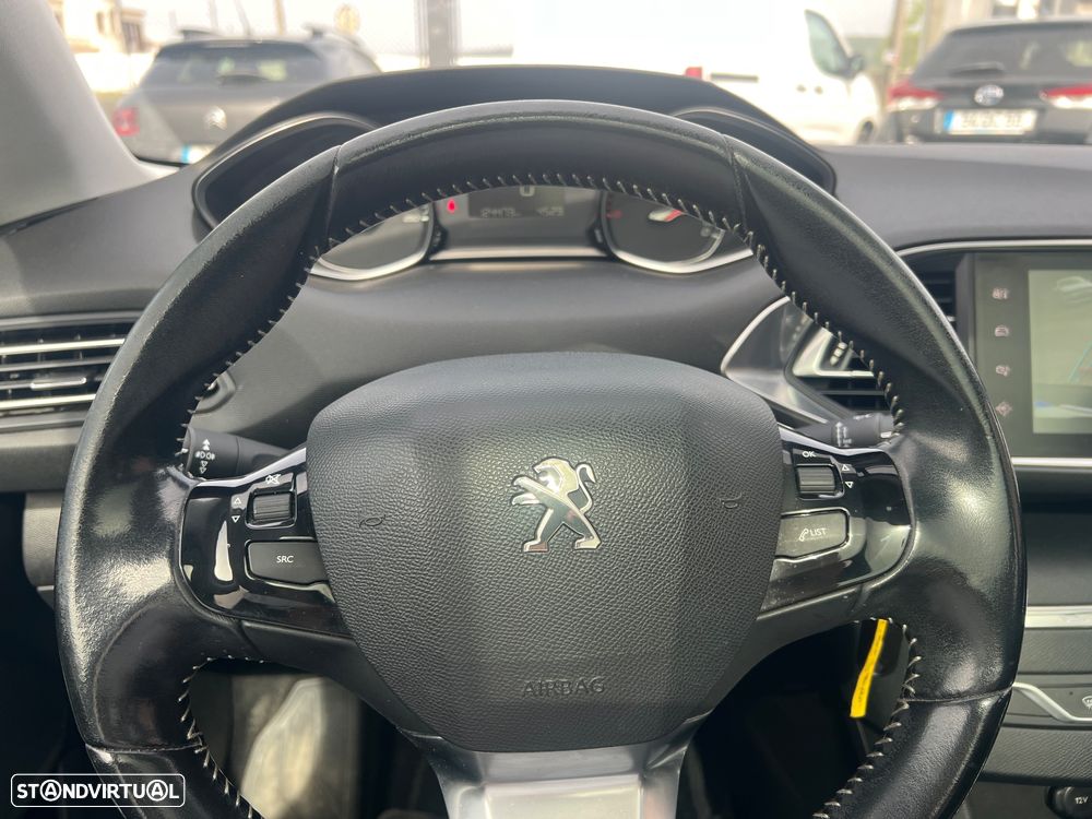 Peugeot 308 SW 1.6 BlueHDi Allure J17 EAT6 - 30