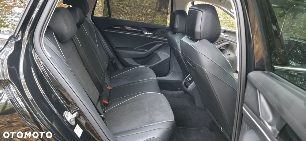 Volkswagen Passat 2.0 TDI SCR Style DSG - 22