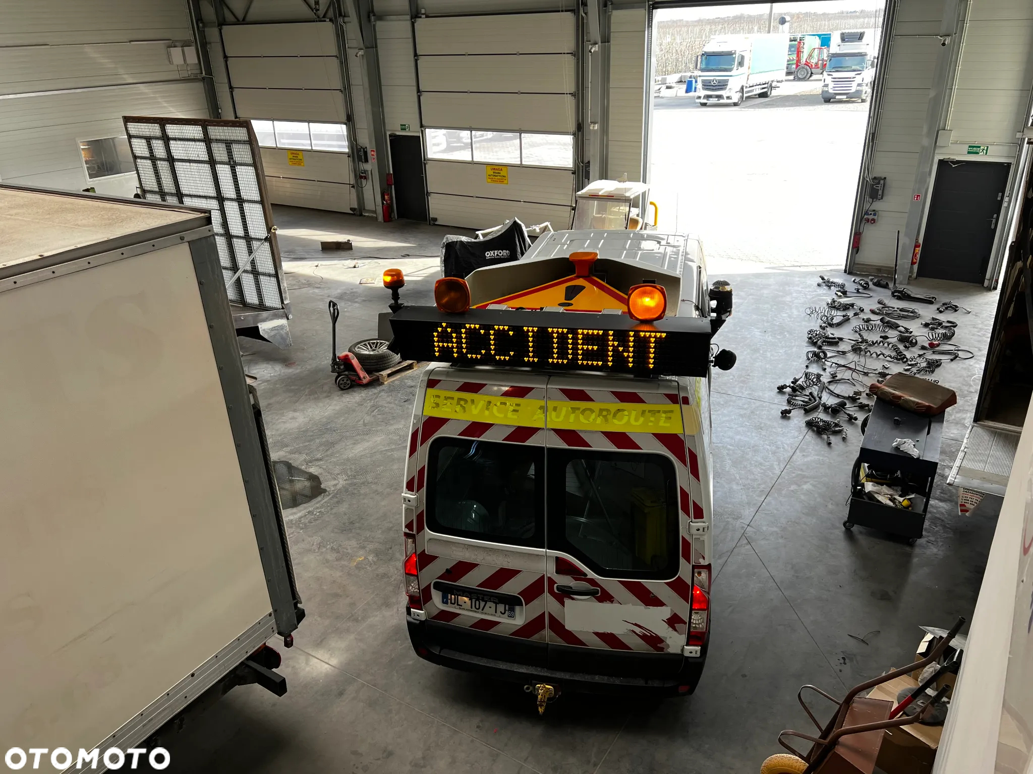 Znak, lampy ostrzegawcze, składane roboty drogowe - 12