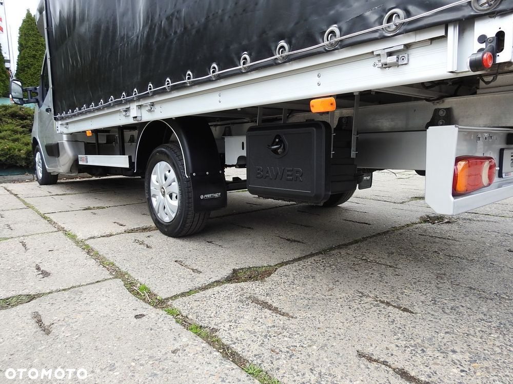 Renault MASTER PLANDEKA 8 PALET WEBASTO TEMPOMAT NAWIGACJA KLIMATYZACJA PNEUMATYKA  170KM - 16