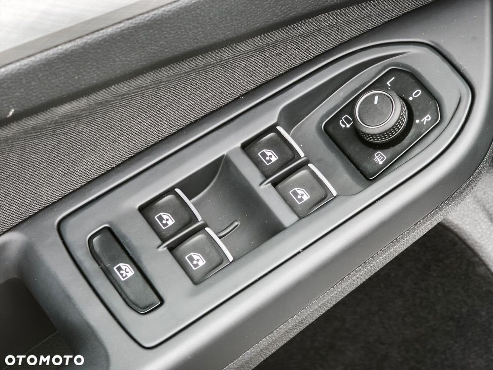 Volkswagen Golf Variant 2.0 TDI Life - 18