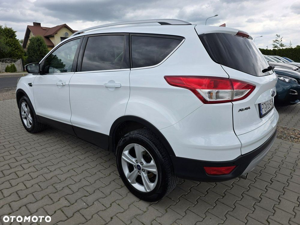 Ford Kuga 2.0 TDCi 2x4 Titanium - 19