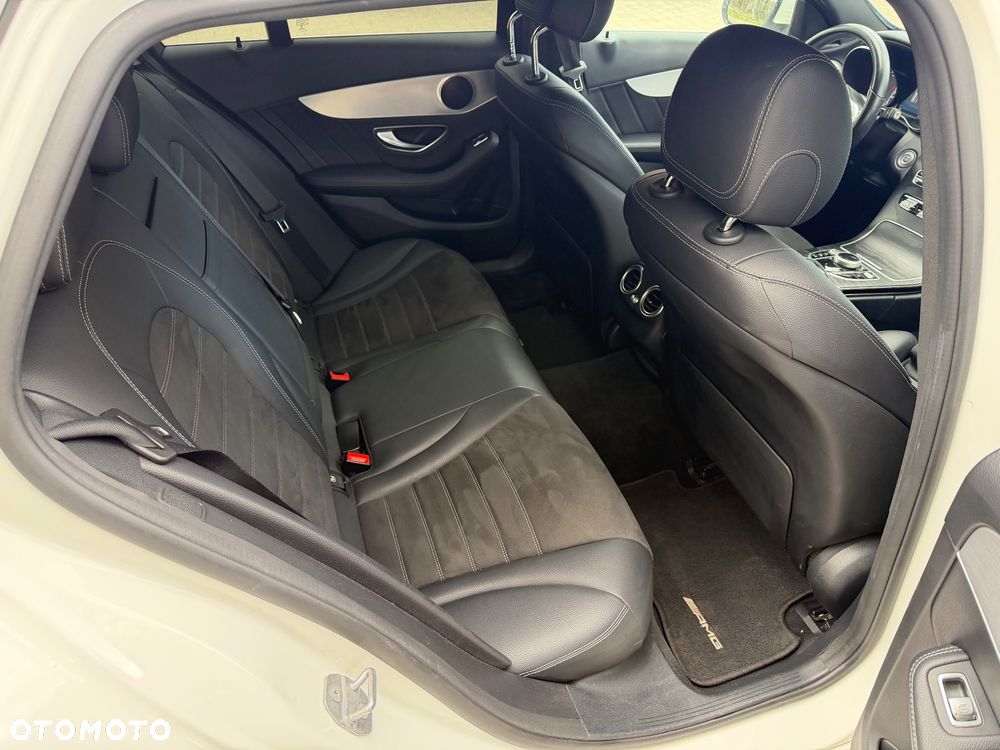 Mercedes-Benz Klasa C 220 d 9G-TRONIC - 26