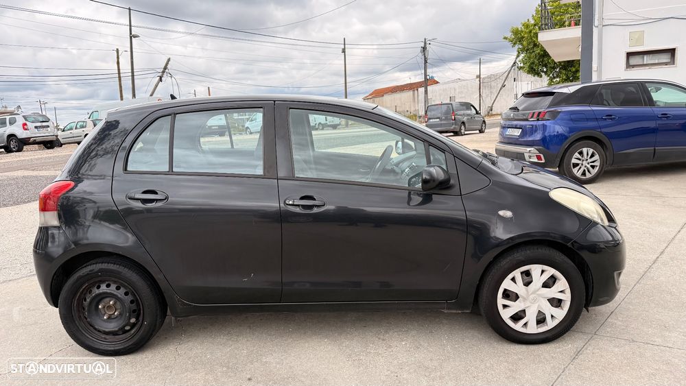 Toyota Yaris 1.4 D-4D Comfort+AC - 4