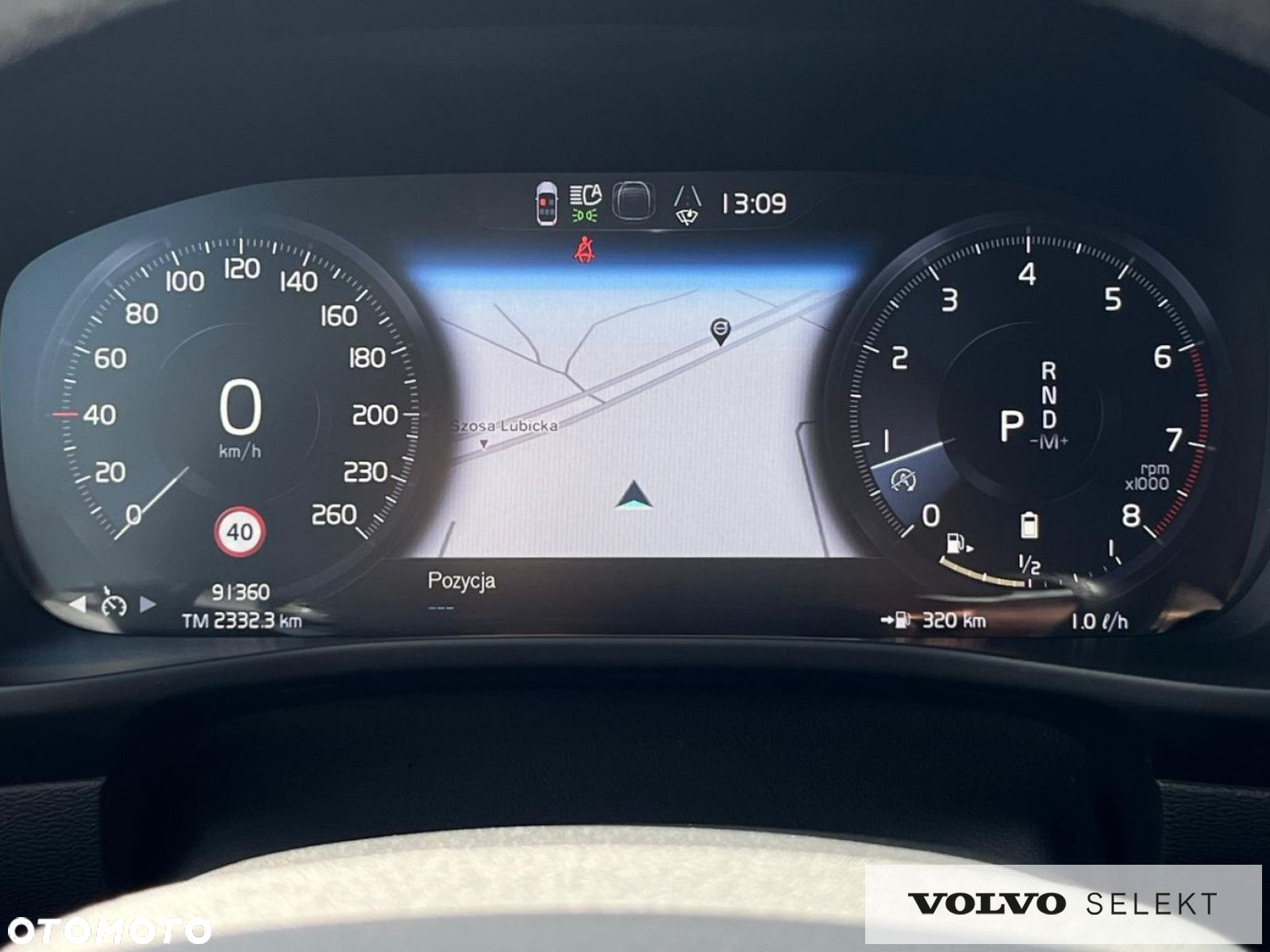 Volvo XC 40 - 25