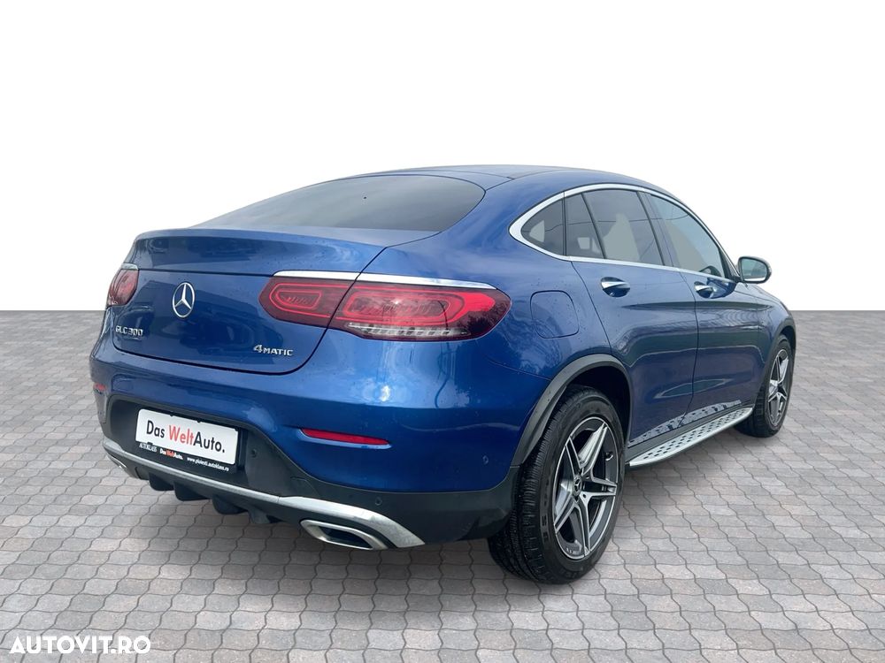 Mercedes-Benz GLC Coupe 300 4MATIC MHEV - 5