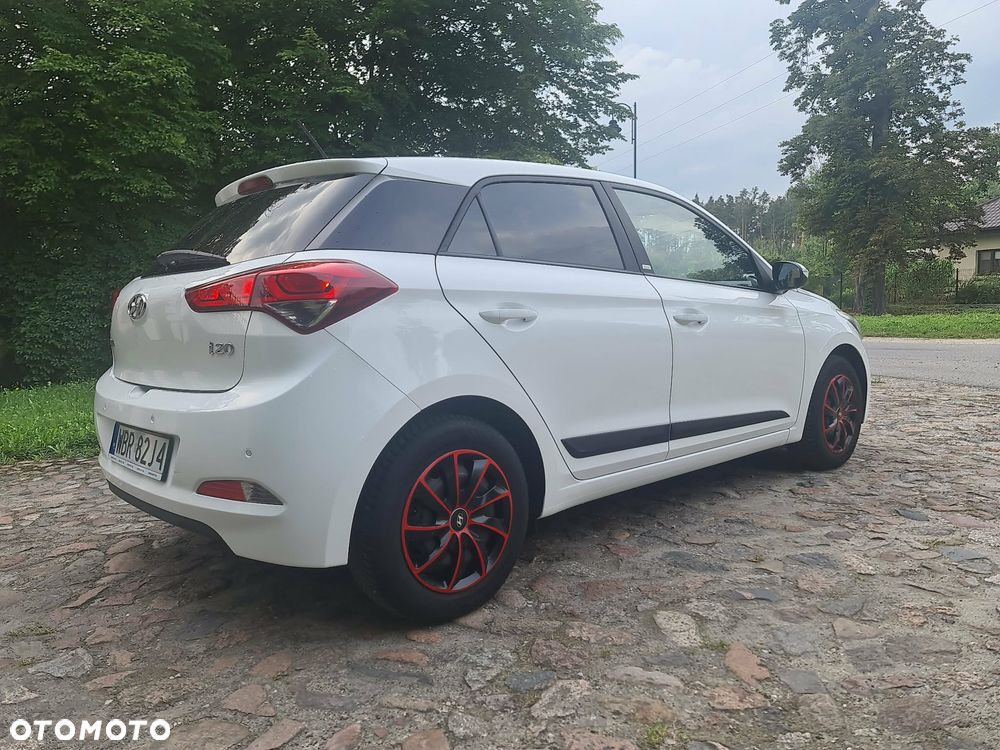 Hyundai i20 1.2 Passion Plus - 6