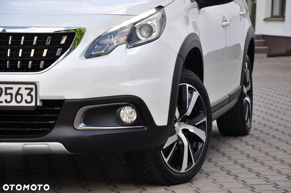 Peugeot 2008 PureTech 110 Stop&Start Business-Line - 8