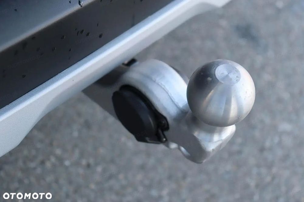 Ford Tourneo Custom - 9