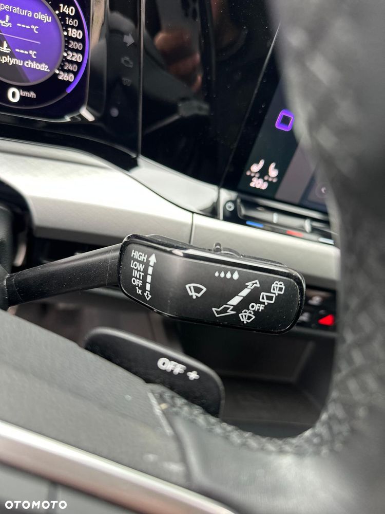 Volkswagen Golf 2.0 TDI SCR DSG Life - 27