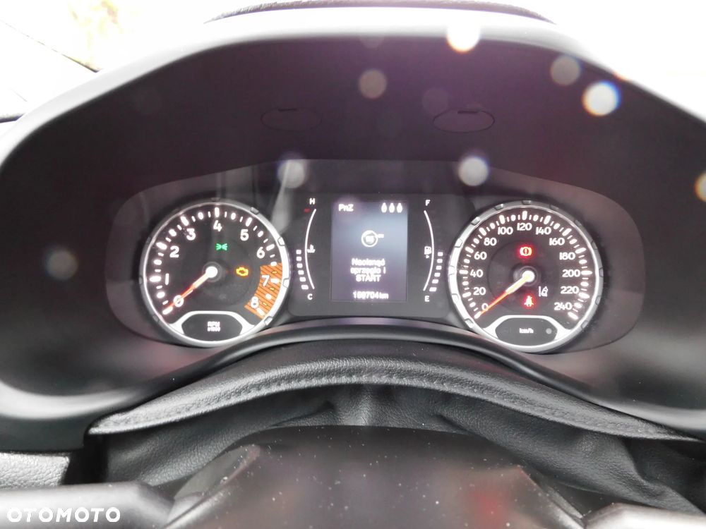 Jeep Renegade 1.0 T-GDI 80th Anniversary - 21