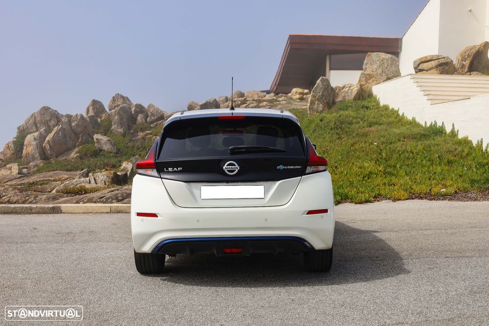 Nissan Leaf - 8
