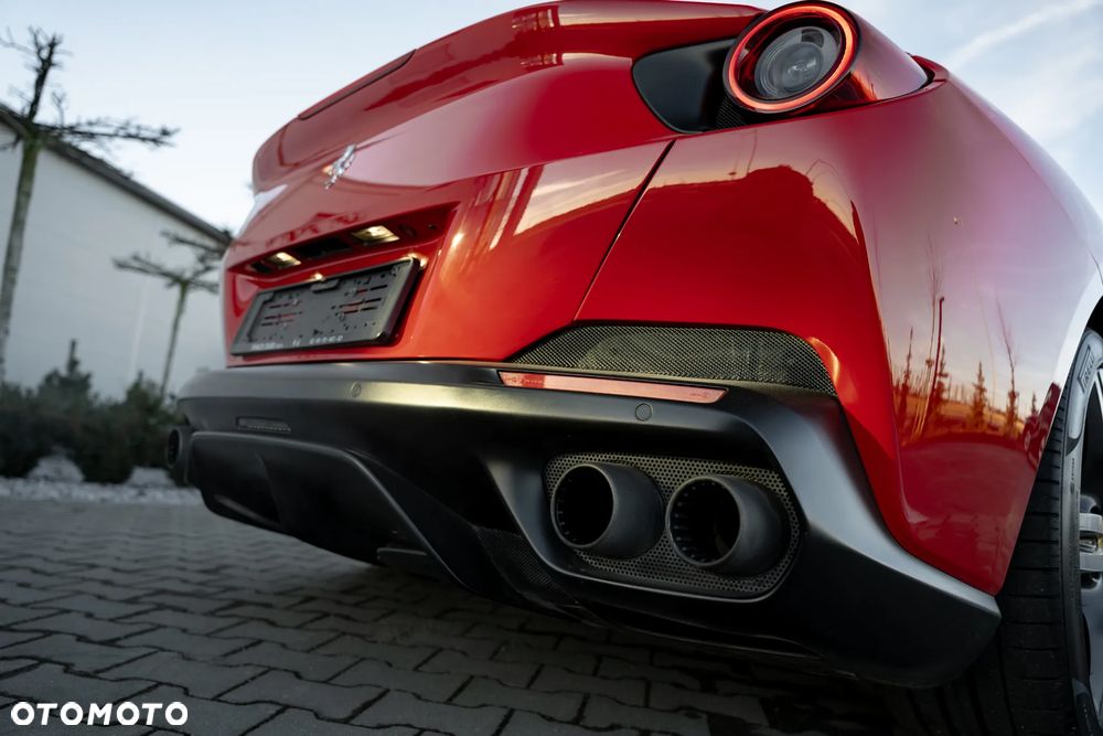 Ferrari Portofino - 14