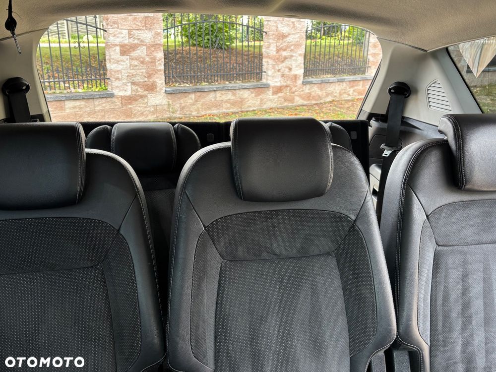 Ford S-Max 2.0 TDCi DPF Titanium - 24