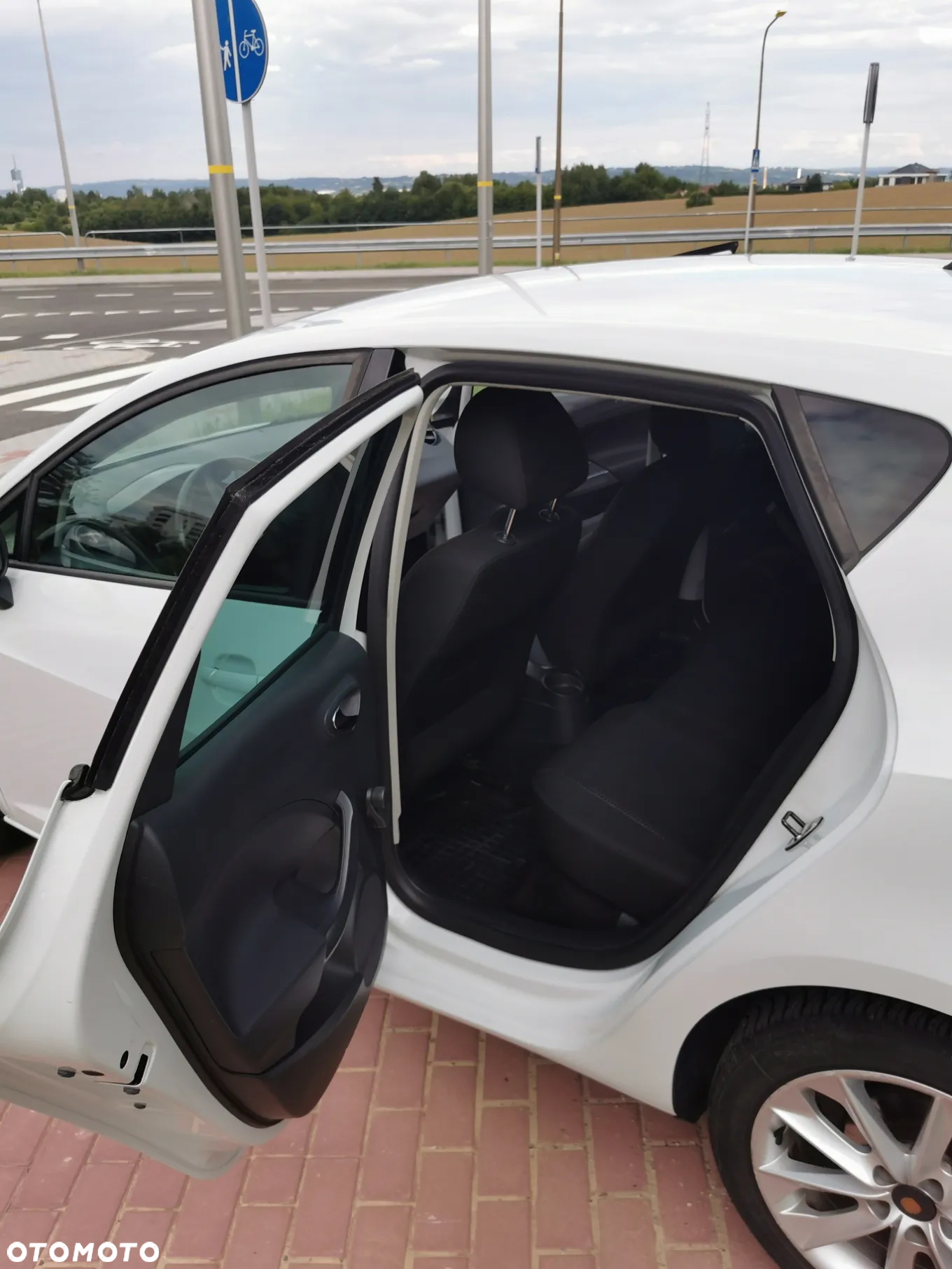 Seat Ibiza 1.2 TSI FR - 8