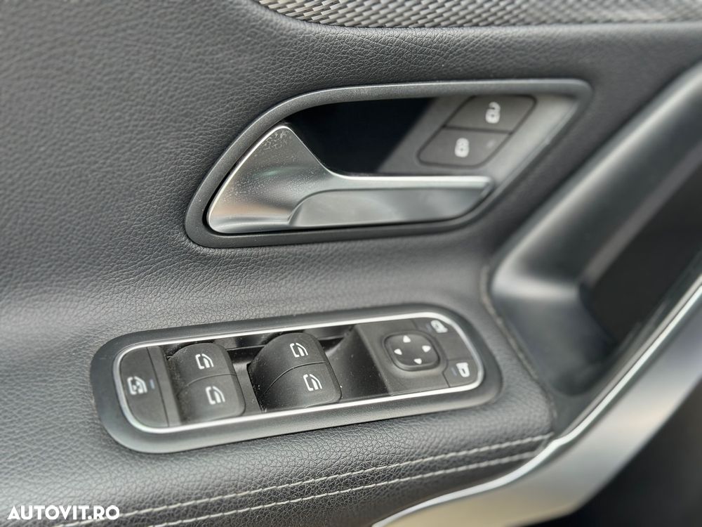 Mercedes-Benz A 180 d Progressive - 29