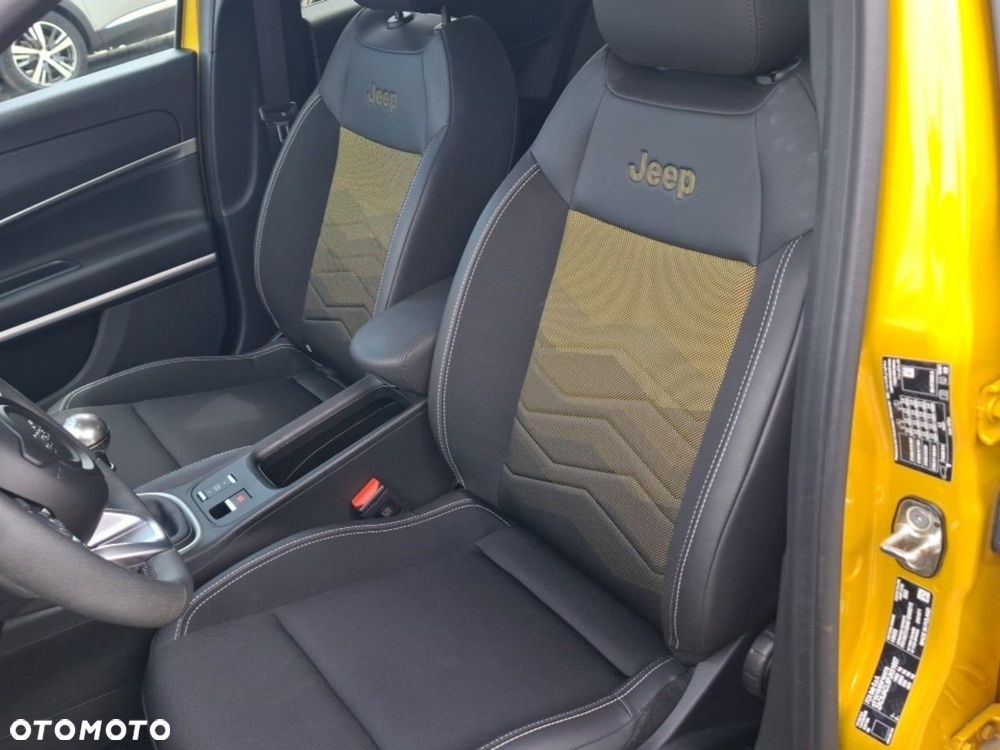 Jeep Avenger 1.2 GSE T3 Summit FWD - 20