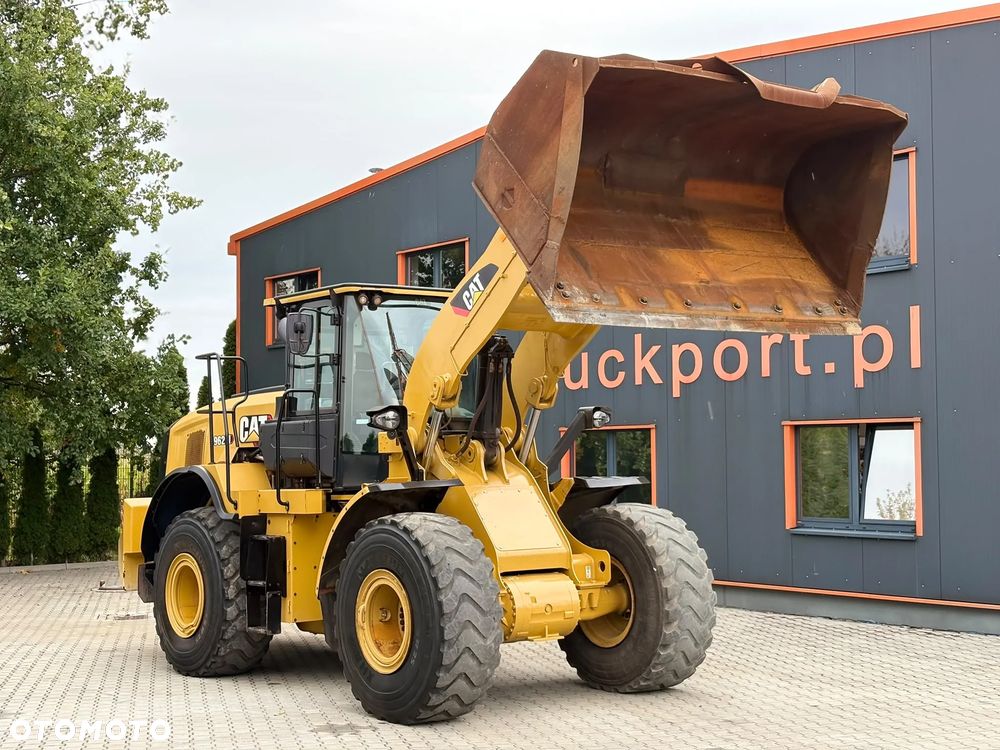 Caterpillar 962M ŁADOWARKA KOŁOWA - 28
