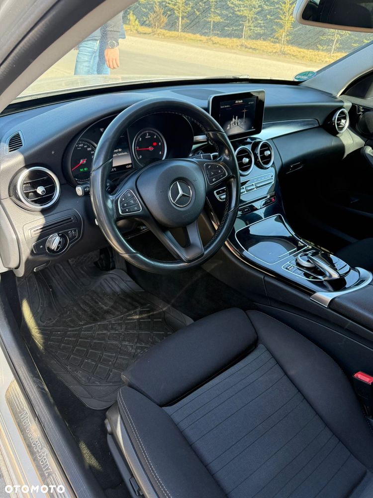 Mercedes-Benz Klasa C 200 (BlueTEC) d 7G-TRONIC Avantgarde - 4