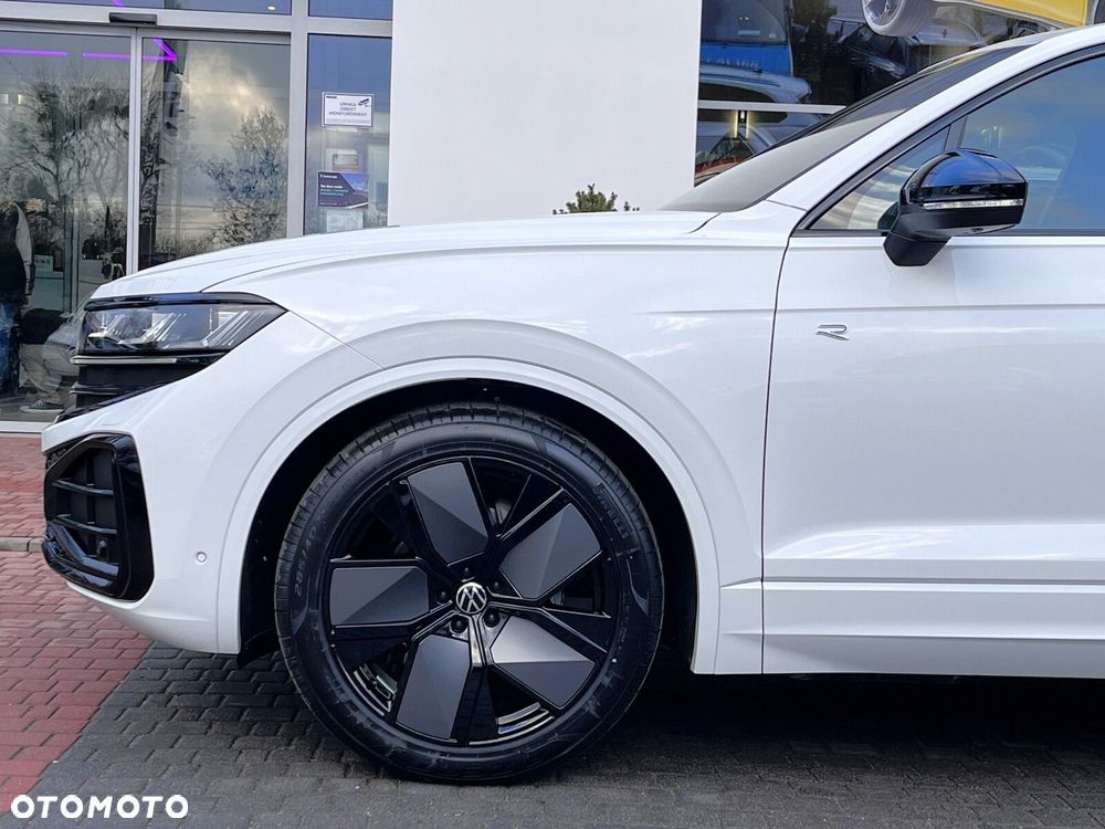 Volkswagen Touareg 3.0 V6 TDI 4Motion R-Line - 4