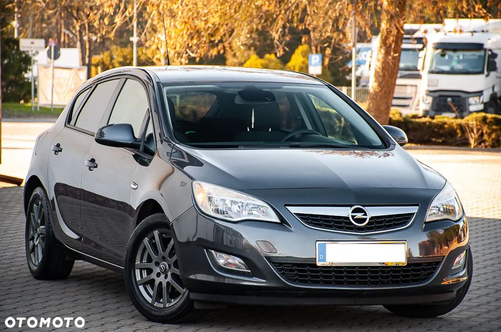 Opel Astra 1.6 Active - 1