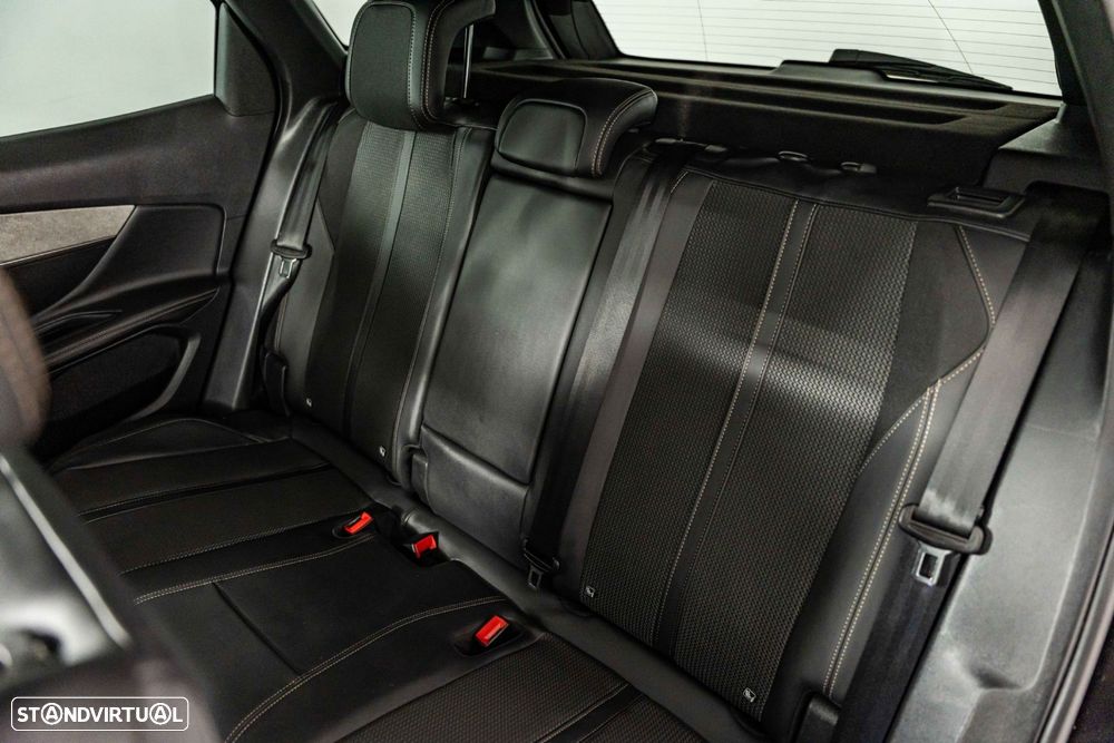 Peugeot 3008 1.6 Hybrid GT e-EAT8 - 11