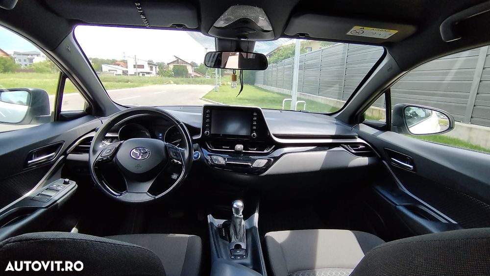 Toyota C-HR - 7