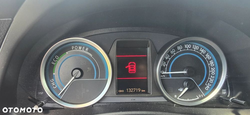 Toyota Auris 1.8 HSD Luna - 22