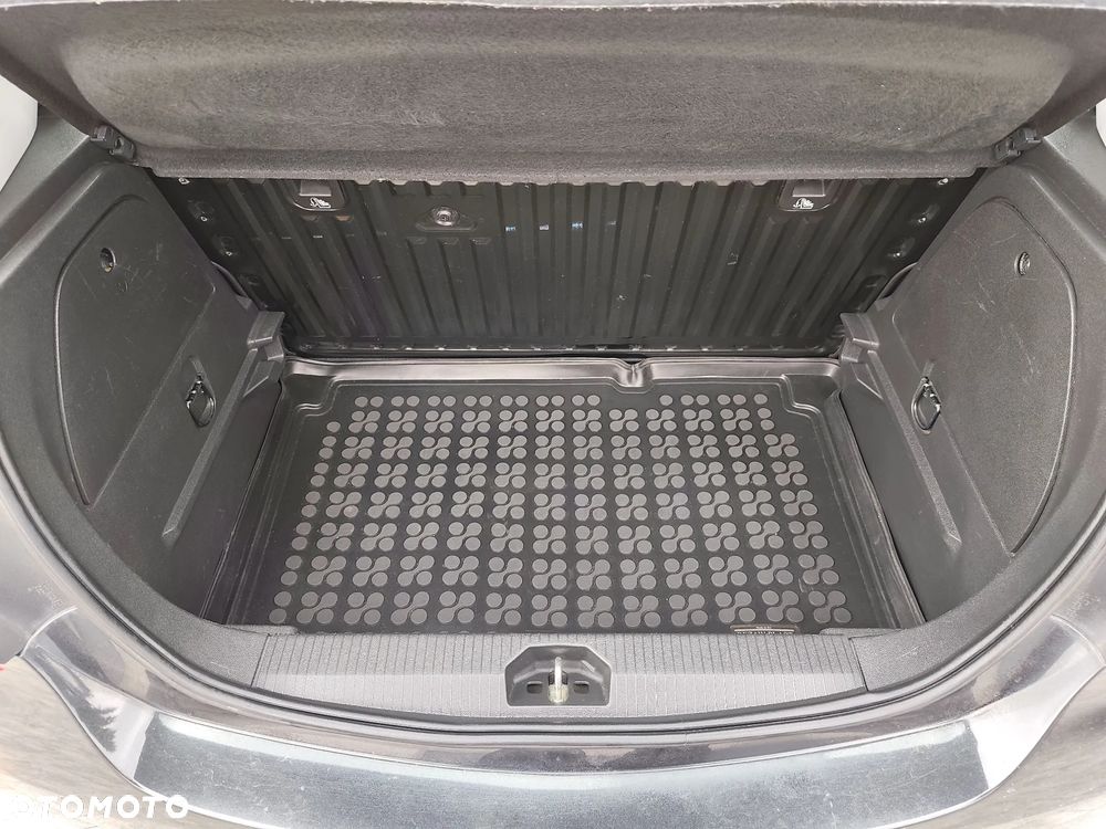 Opel Corsa 1.4 Enjoy - 13