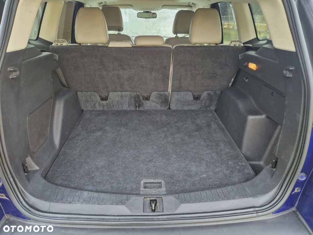 Ford Escape 2.0 EcoBoost AWD Titanium - 27