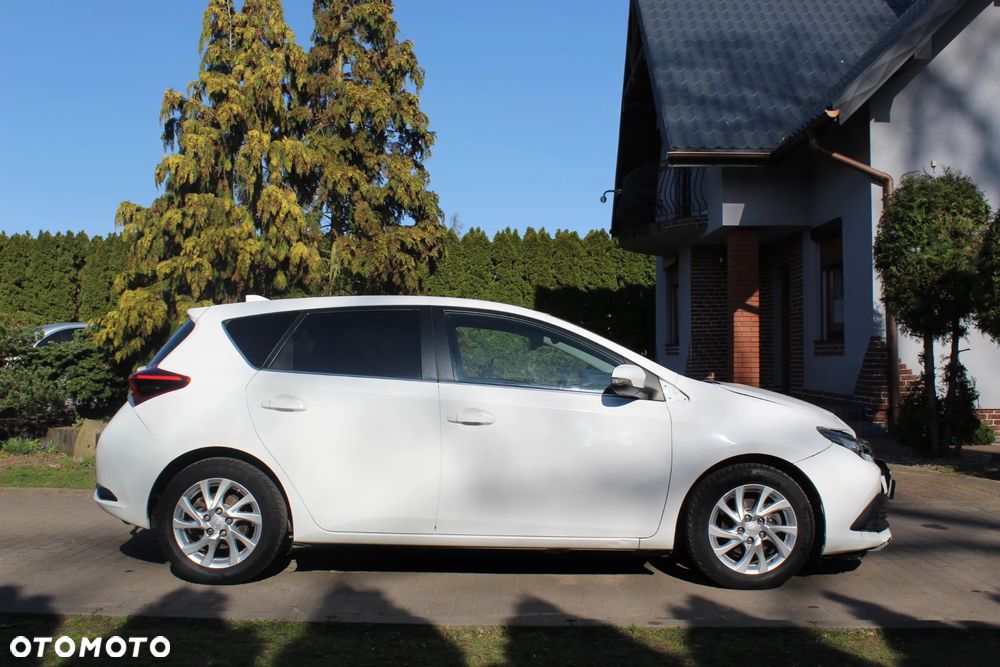 Toyota Auris 1.33 Dual-VVT-i Comfort - 4