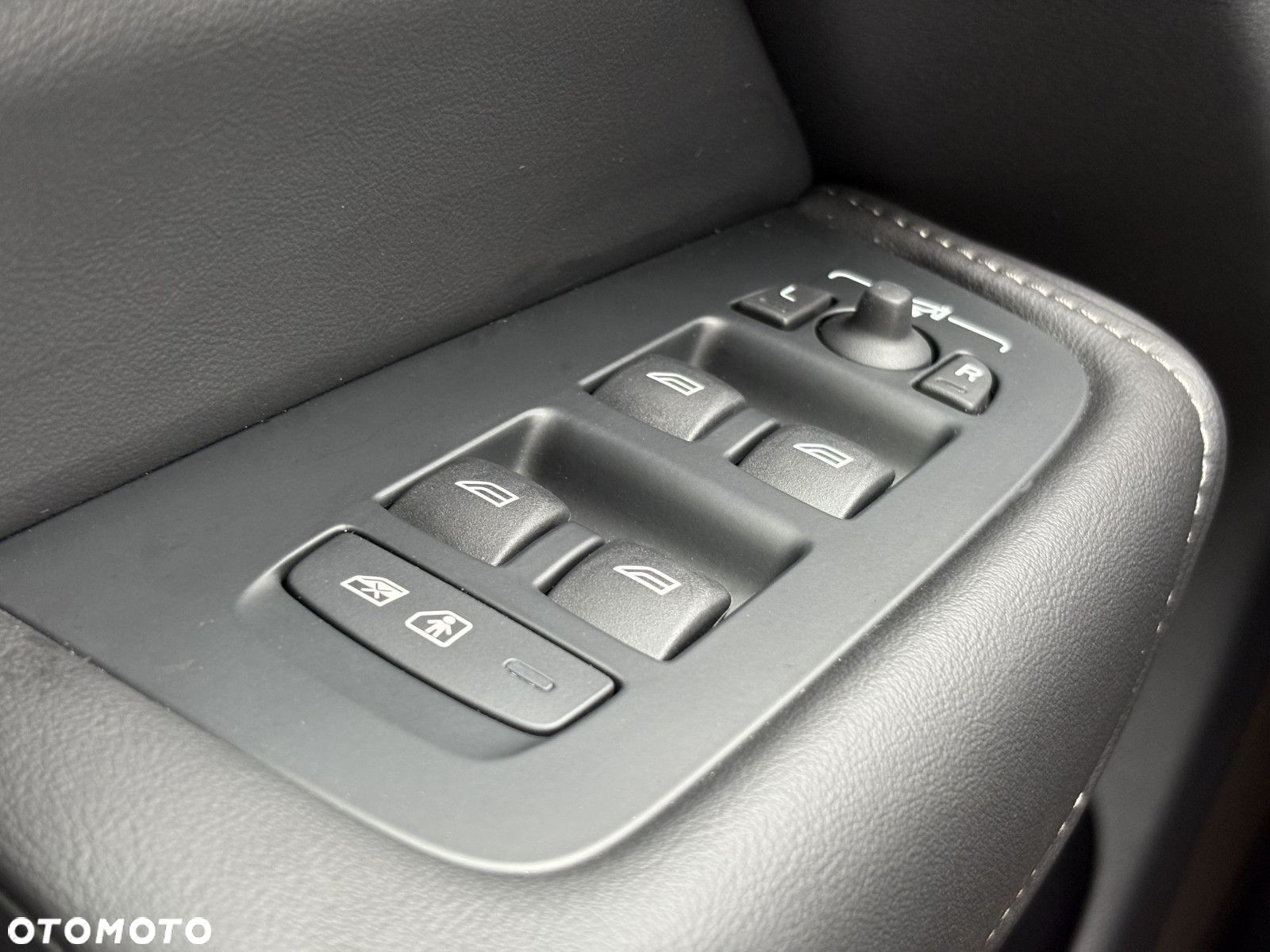 Volvo XC 60 - 31