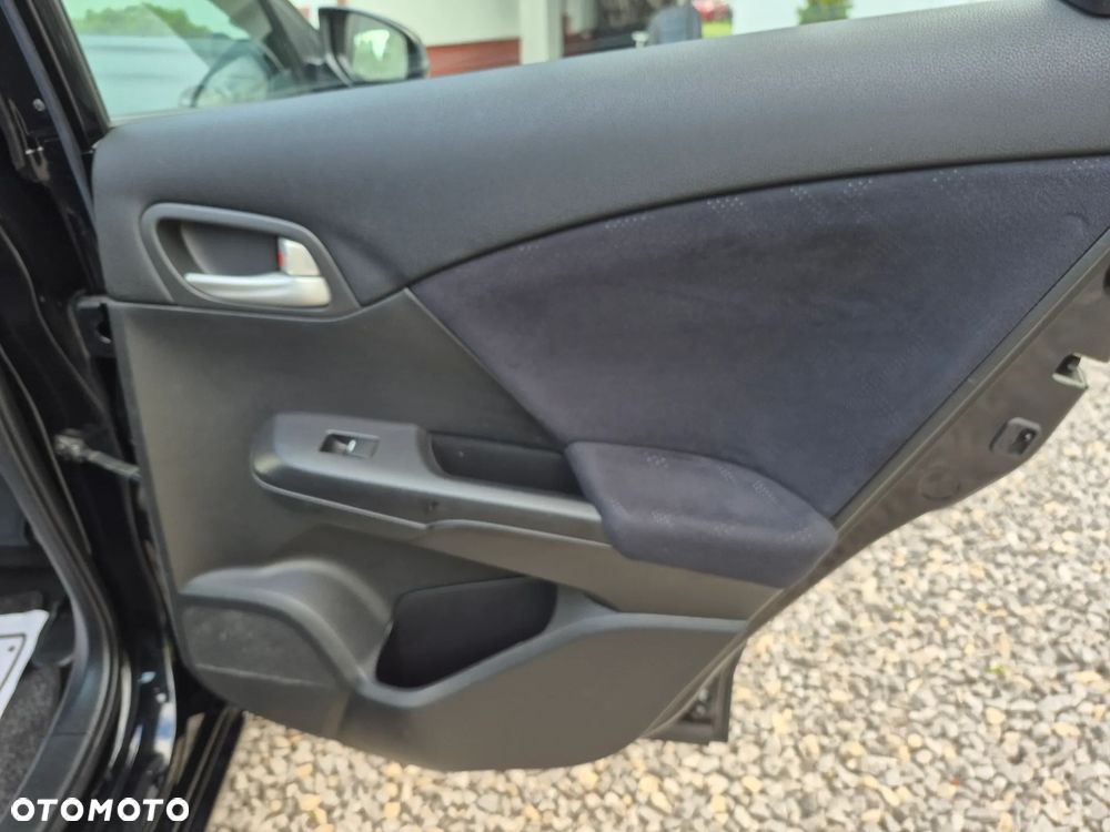Honda Civic 1.8 Executive - 13